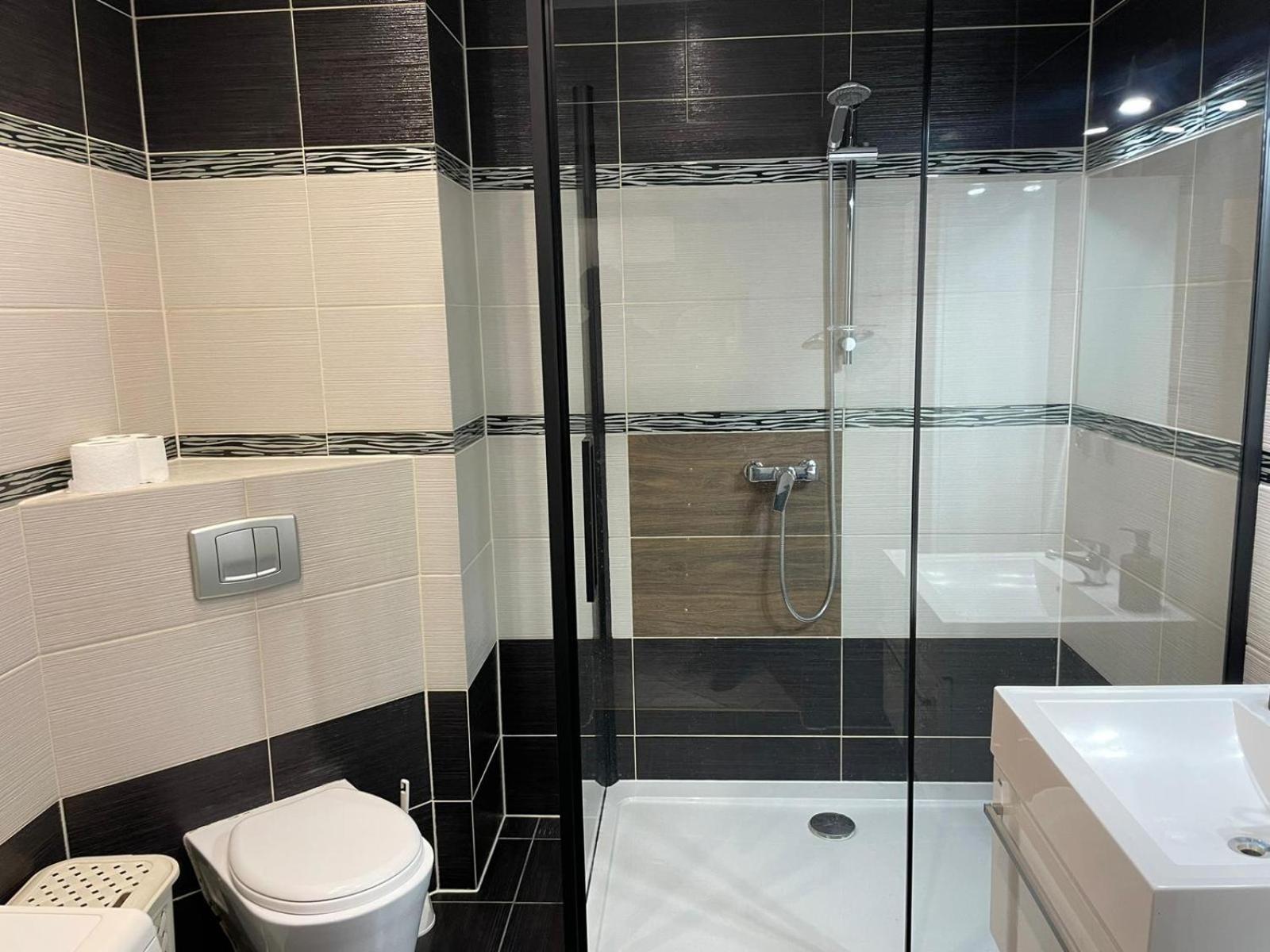 Apartament Ogrody โควอบเซก ภายนอก รูปภาพ